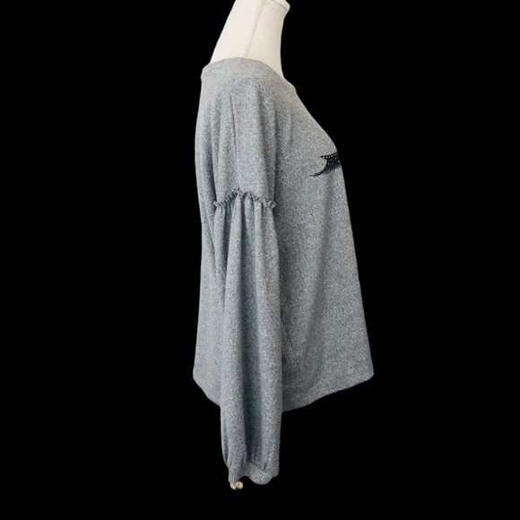 $10 SALE! LOVE + LUXE Heather Gray Eyelashes Lips Face Long Sleeves Sweater XL - Picture 7 of 12